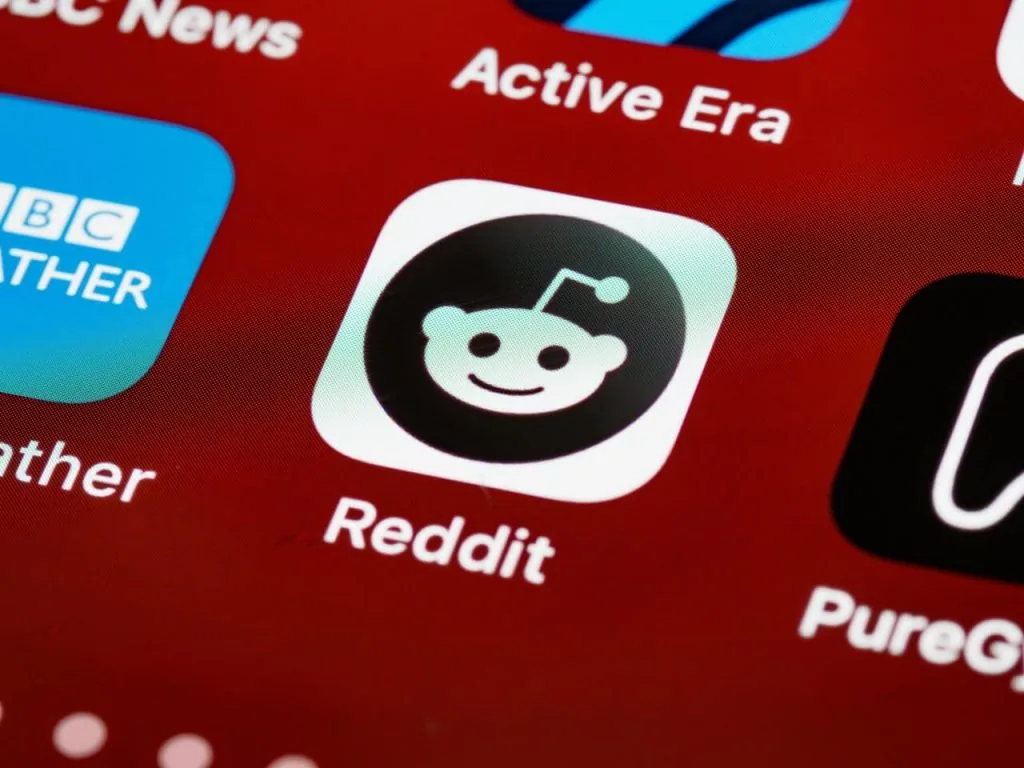 Reddit app on smartphone
